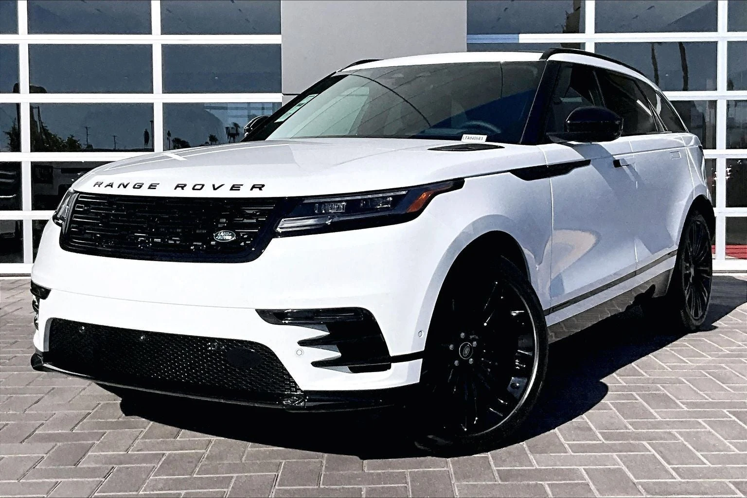 Land Rover Range Rover Velar P250 Belgravia Edition (L560) · Fuji White · Indigo Auto Group