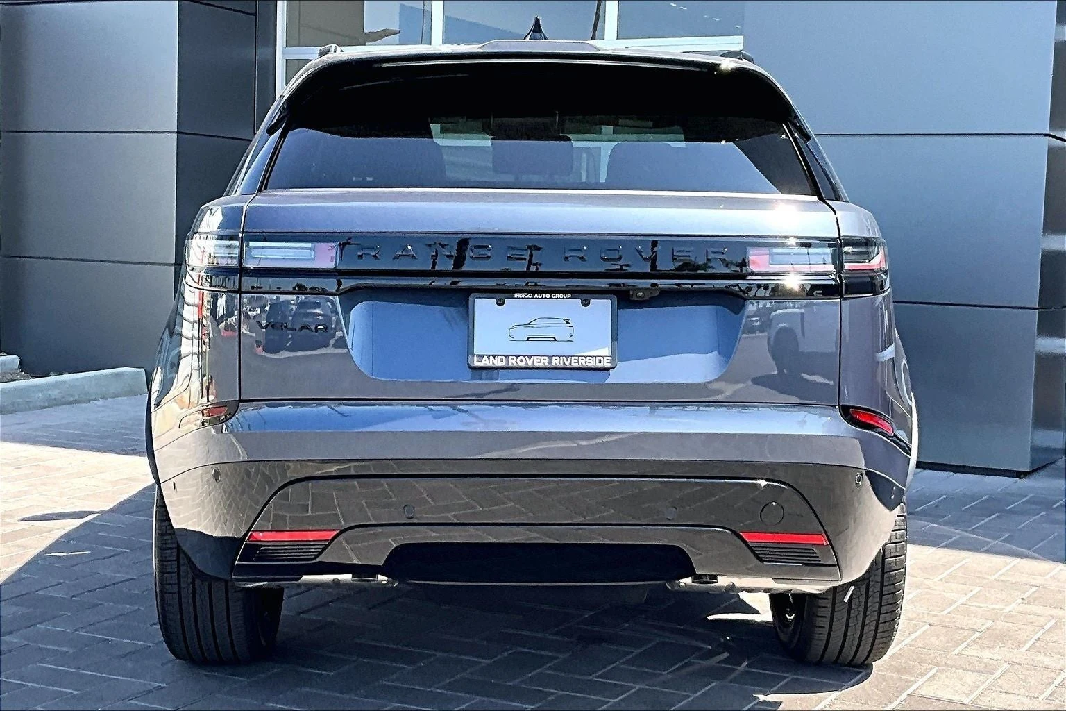2026 Land Rover Range Rover Velar P250 Belgravia Edition (L560), 4/14