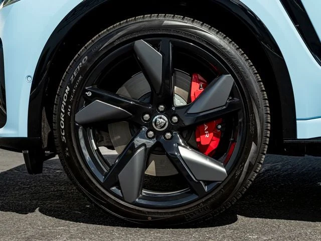 2026 Jaguar F-Pace SVR, 11/20