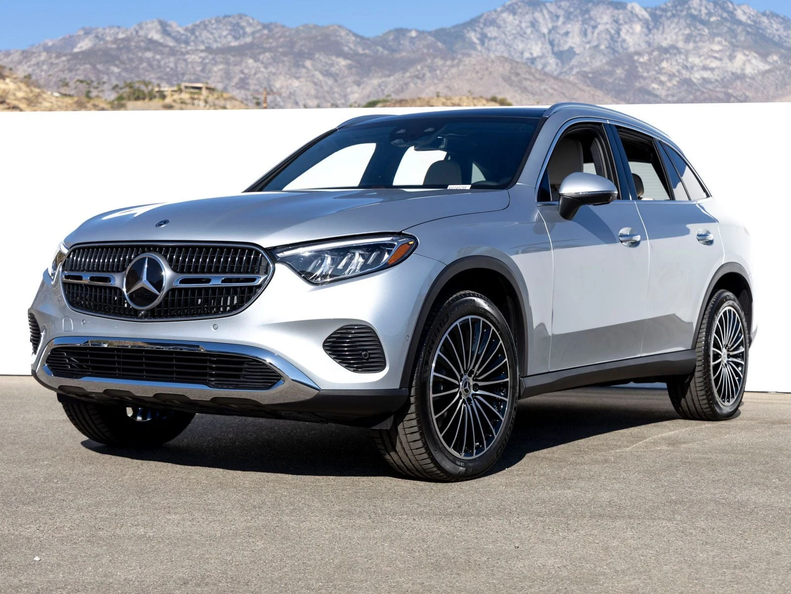 2027 Mercedes-Benz GLC 300 (X254), 2/20