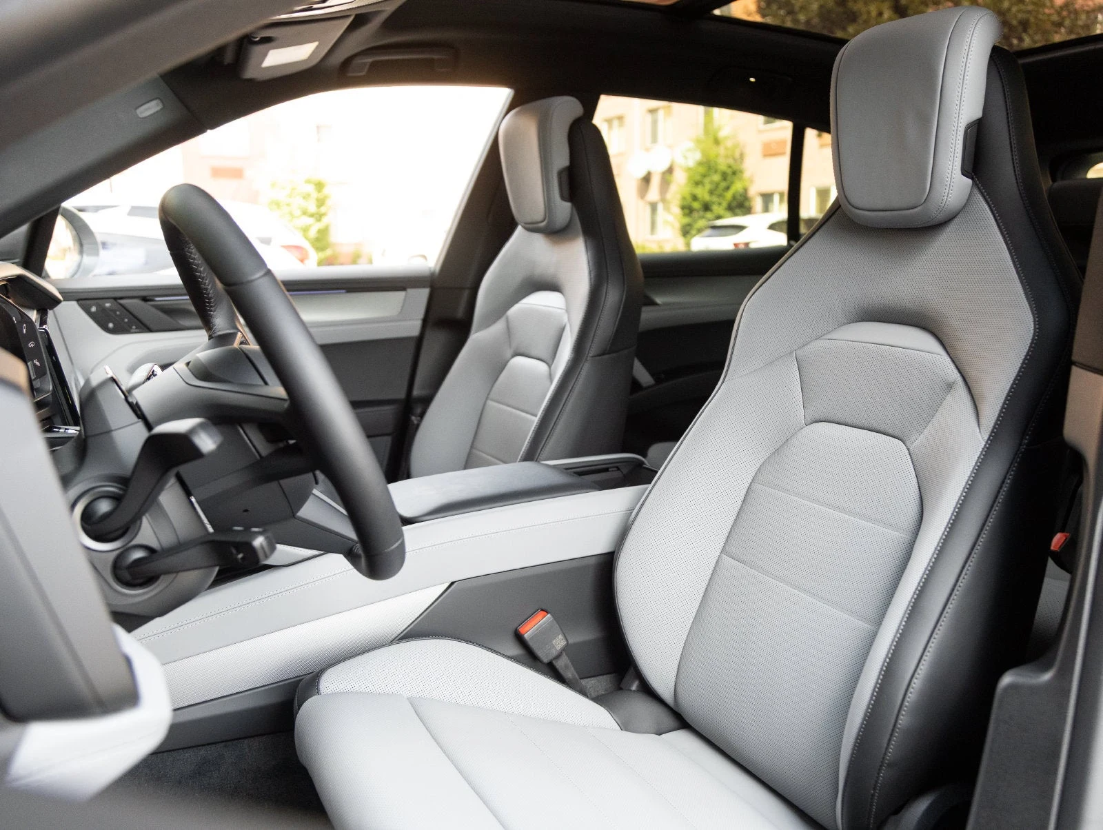 2026 Porsche Cayenne S Electric (E4), 5/20