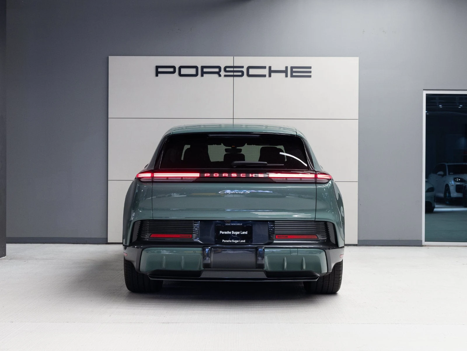 2026 Porsche Cayenne S Electric (E4), 6/20