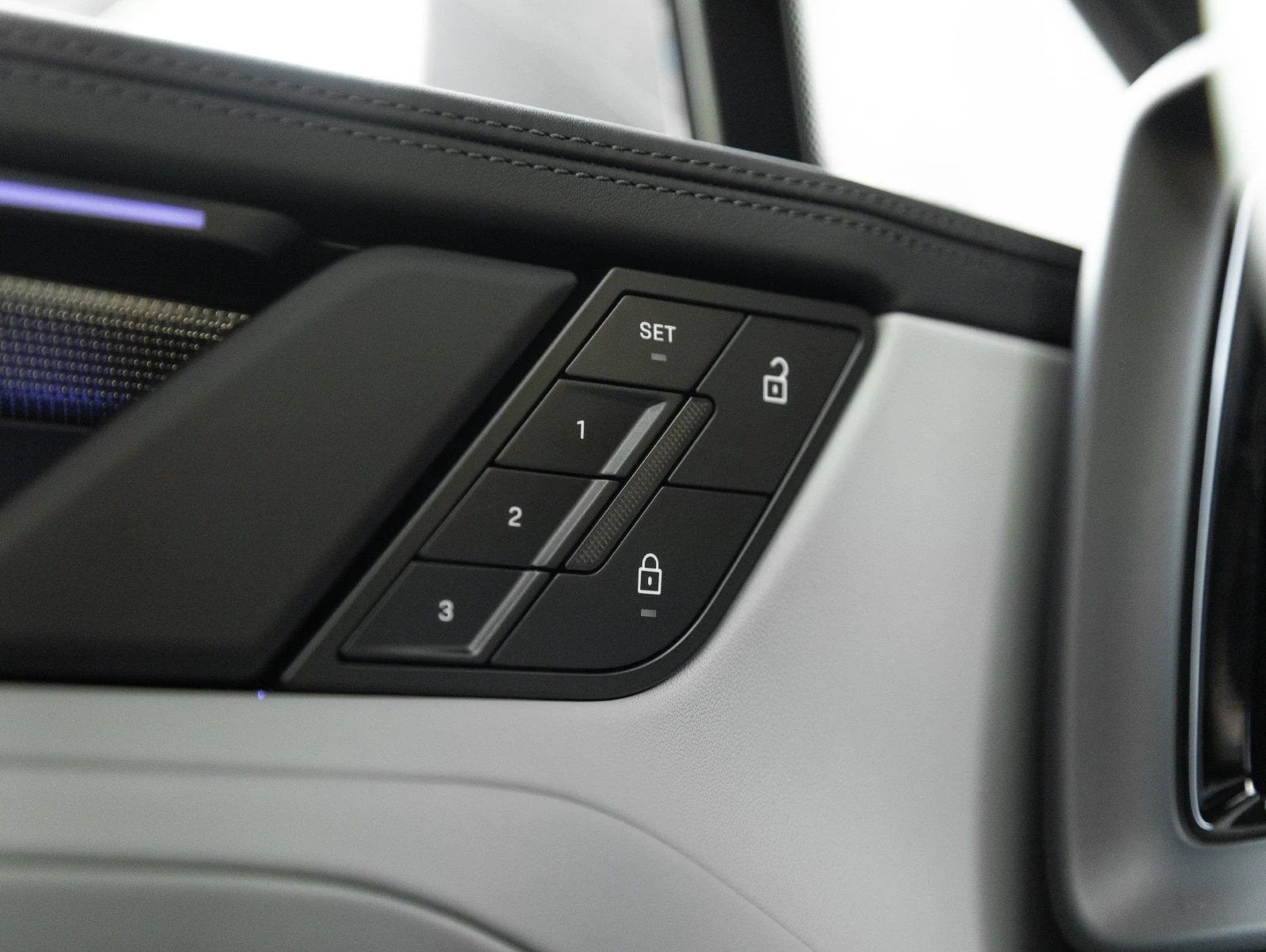 2026 Porsche Cayenne S Electric (E4), 19/20