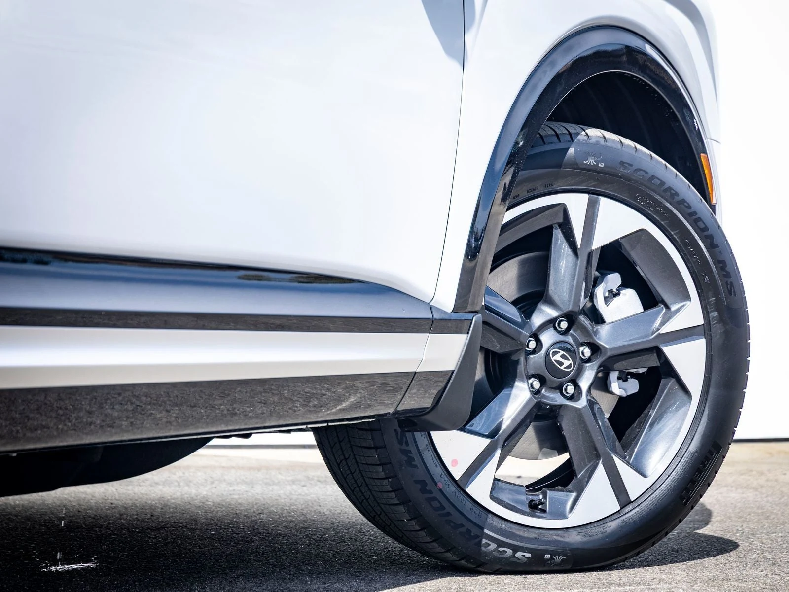 2027 Hyundai Palisade Hybrid Limited (LX3), 14/20