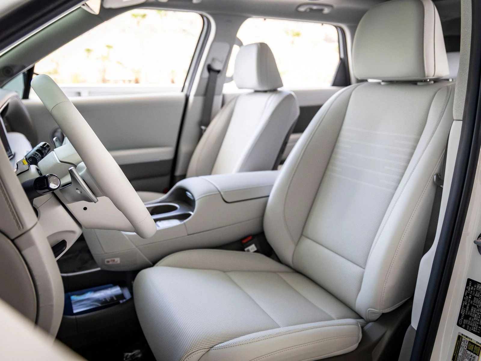 2027 Hyundai Palisade Hybrid Limited (LX3), 17/20
