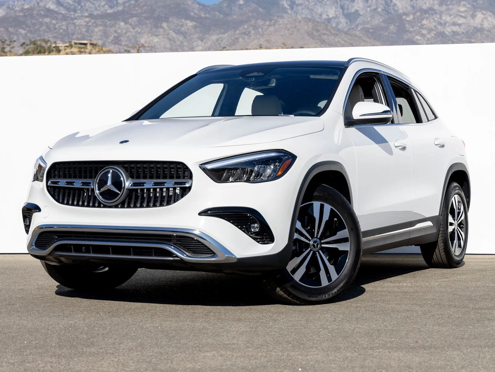 Mercedes-Benz GLA 250 (H247) · Polar White · Indigo Auto Group