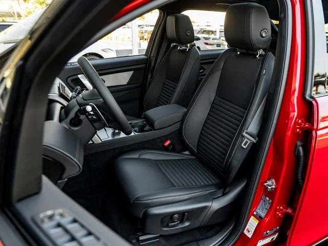 2026 Land Rover Discovery Sport Landmark (L550), 13/20