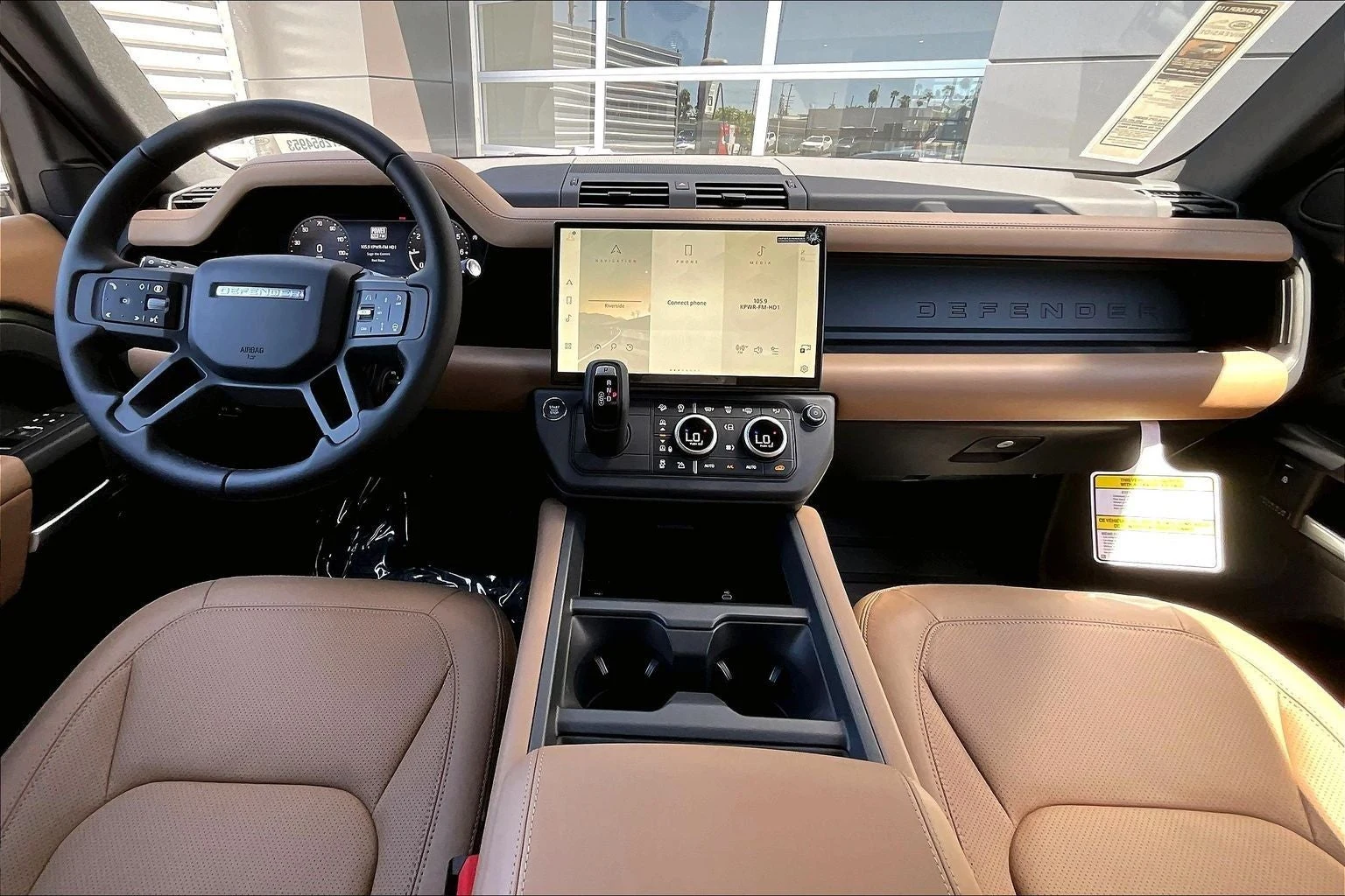 2026 Land Rover Defender 110 X-Dynamic SE (L663), 5/14