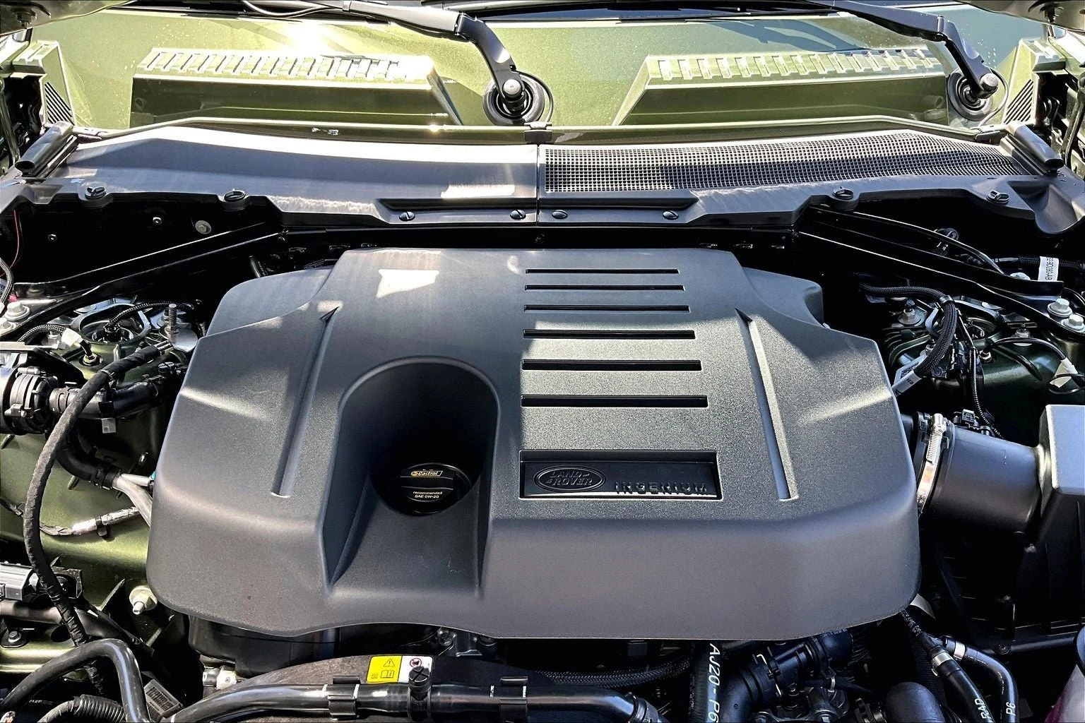 2026 Land Rover Defender 110 X-Dynamic SE (L663), 11/14