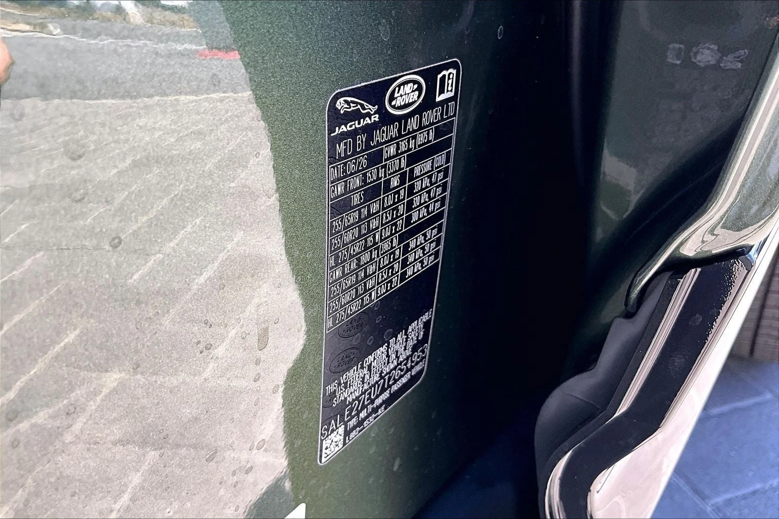 2026 Land Rover Defender 110 X-Dynamic SE (L663), 13/14