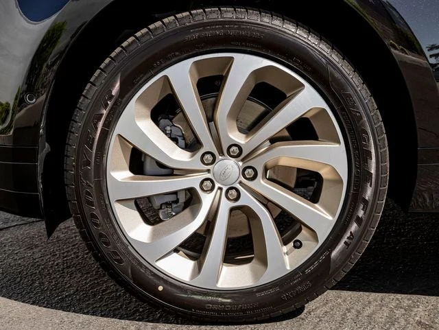 2026 Land Rover Range Rover Evoque Hoxton Edition (L551), 11/20