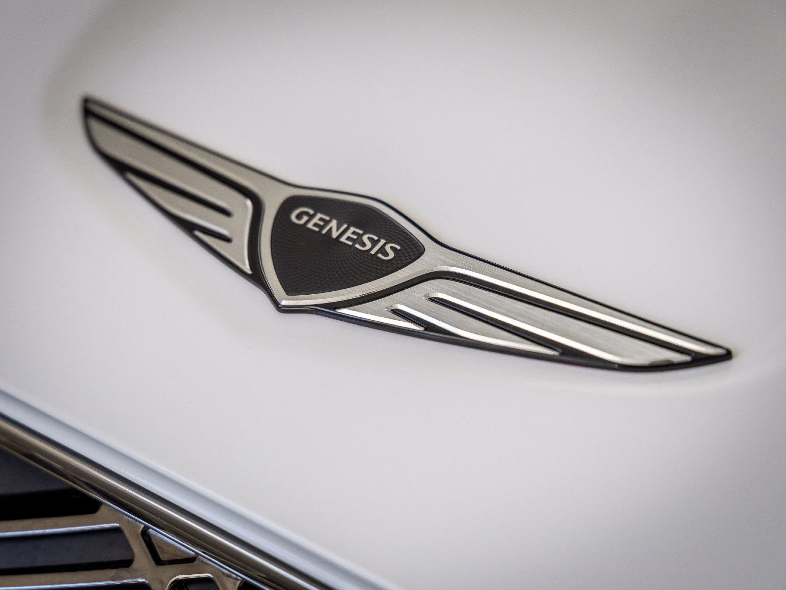 2027 Genesis GV70 2.5T Advanced (2024 Update), 3/20