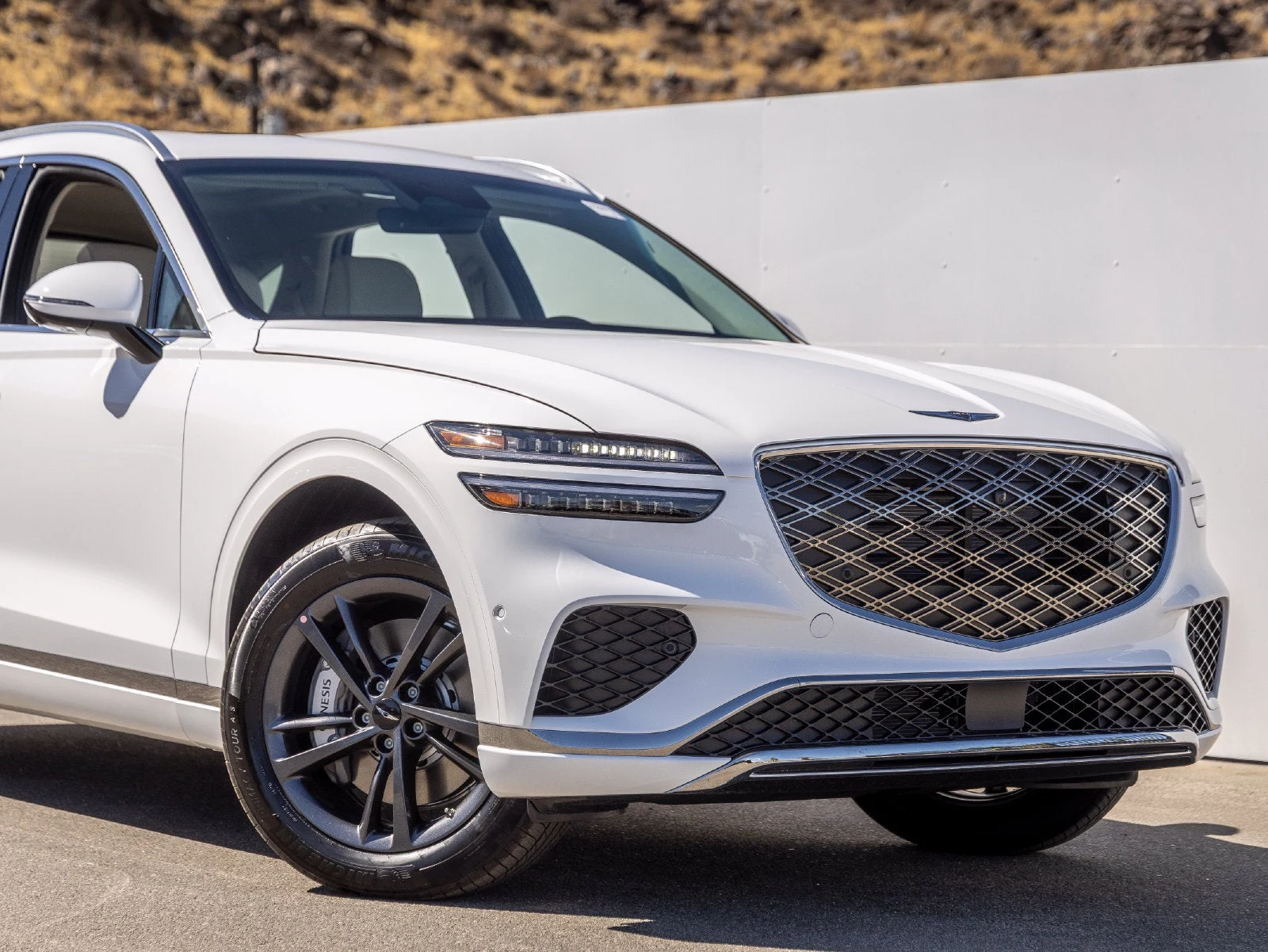 2027 Genesis GV70 2.5T Advanced (2024 Update), 8/20