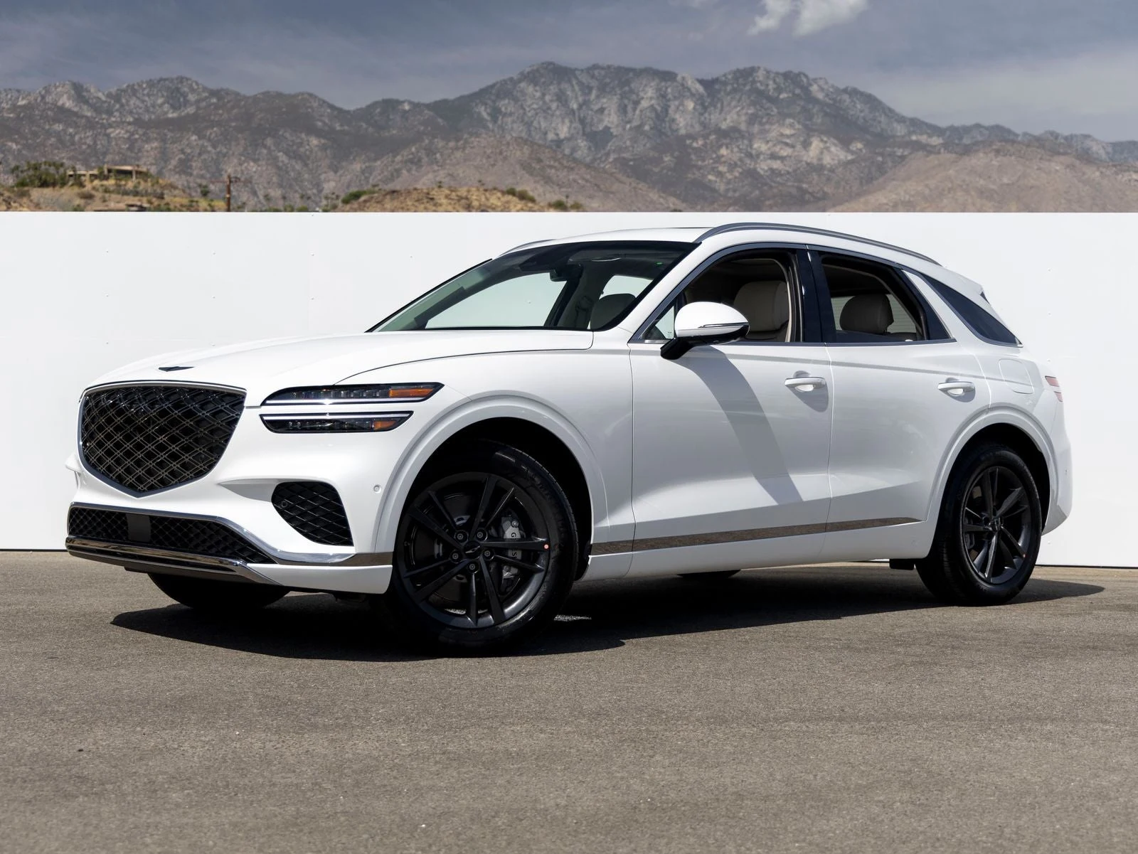 Genesis GV70 2.5T Advanced (2024 Update) · Uyuni White · Indigo Auto Group