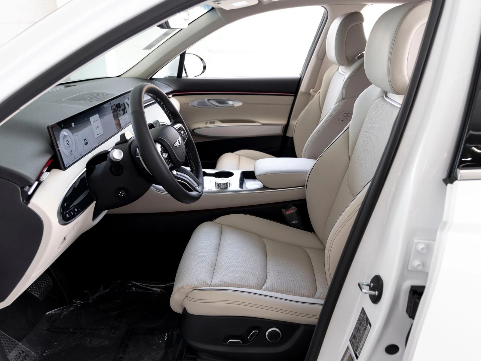 2027 Genesis GV70 2.5T Advanced (2024 Update), 11/20
