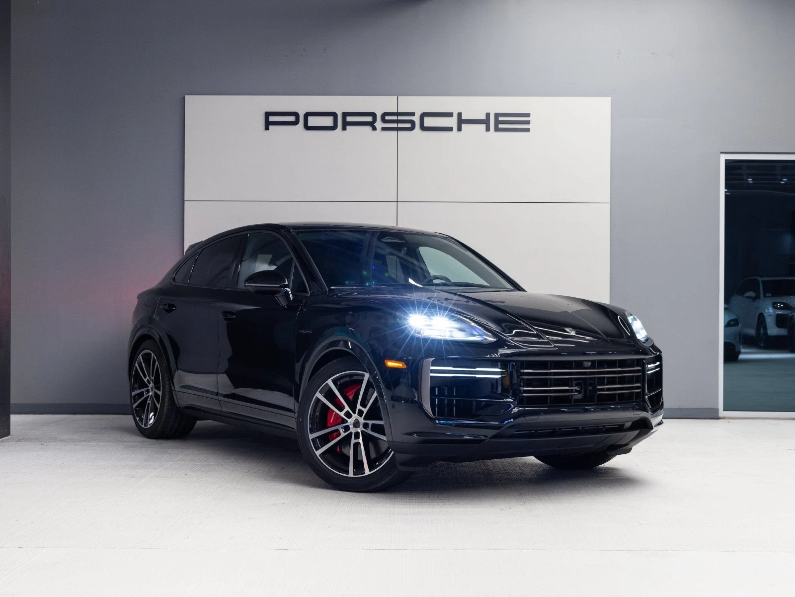 2026 Porsche Cayenne Turbo E-Hybrid Coupé (3rd Generation), 9/20