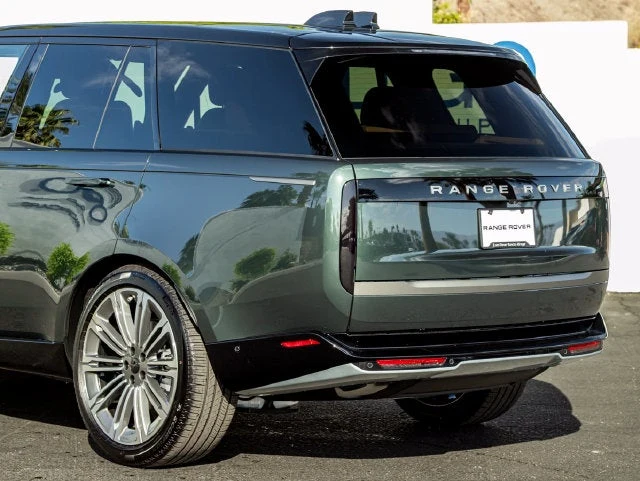 2026 Land Rover Range Rover SE (L460), 10/20