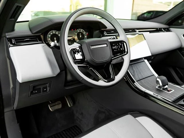 2026 Land Rover Range Rover Velar P250 (L560), 17/20