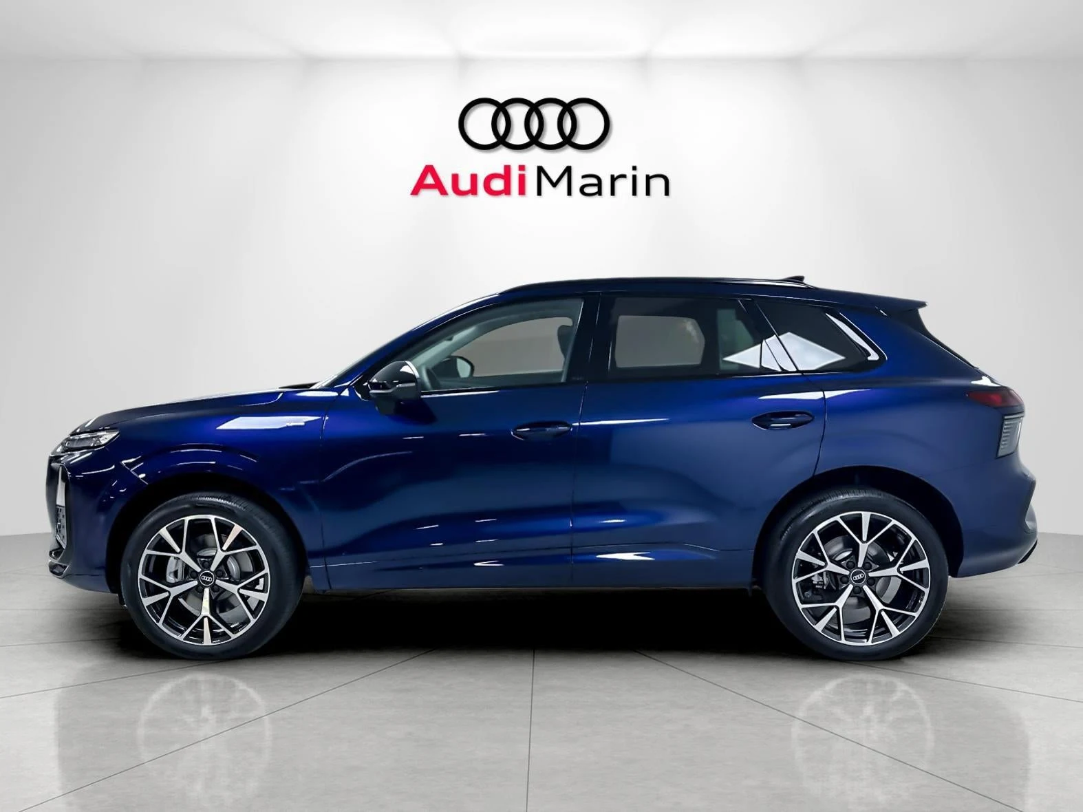 2026 Audi Q3 S line (FJ), 2/20