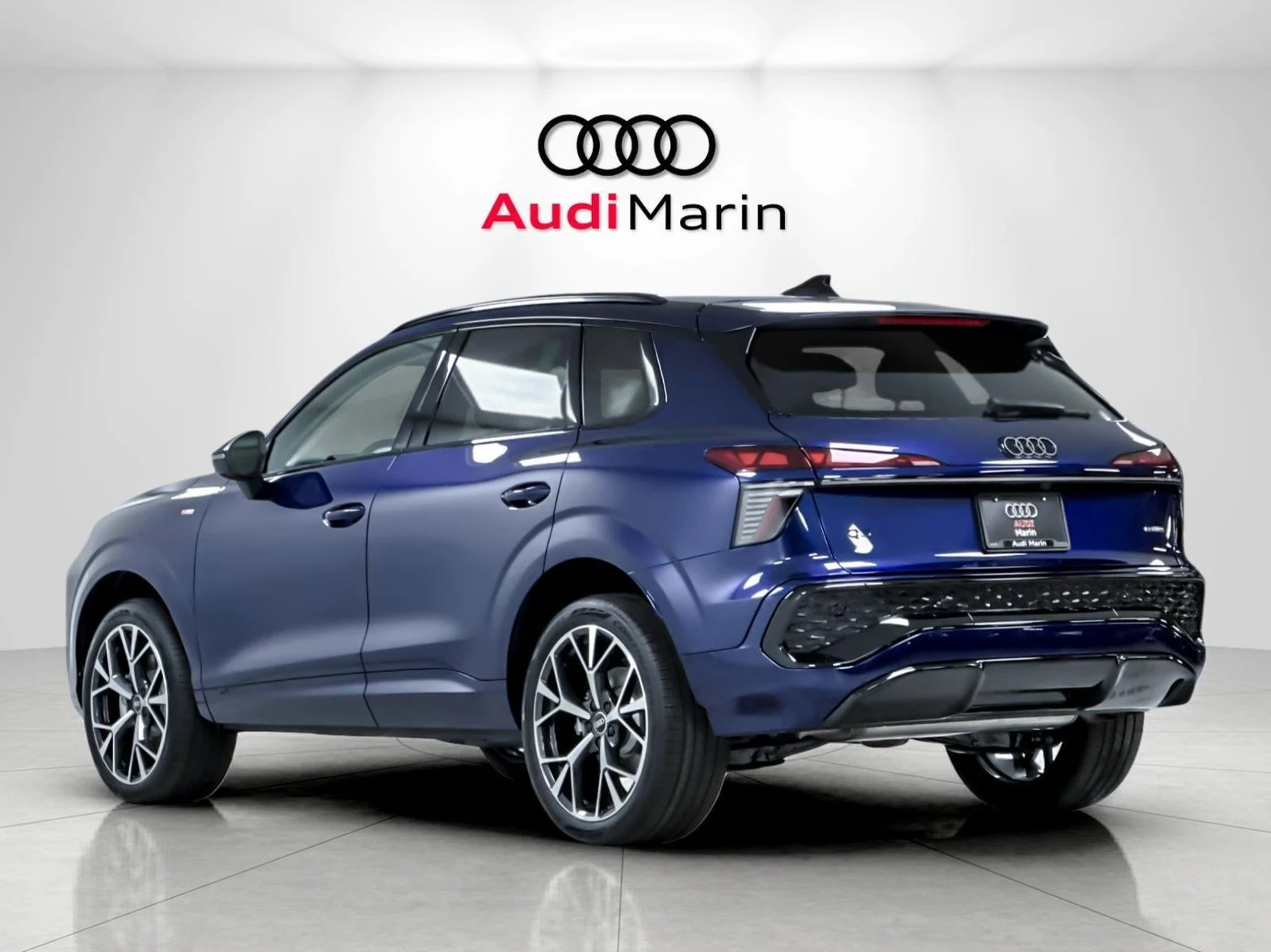2026 Audi Q3 S line (FJ), 3/20