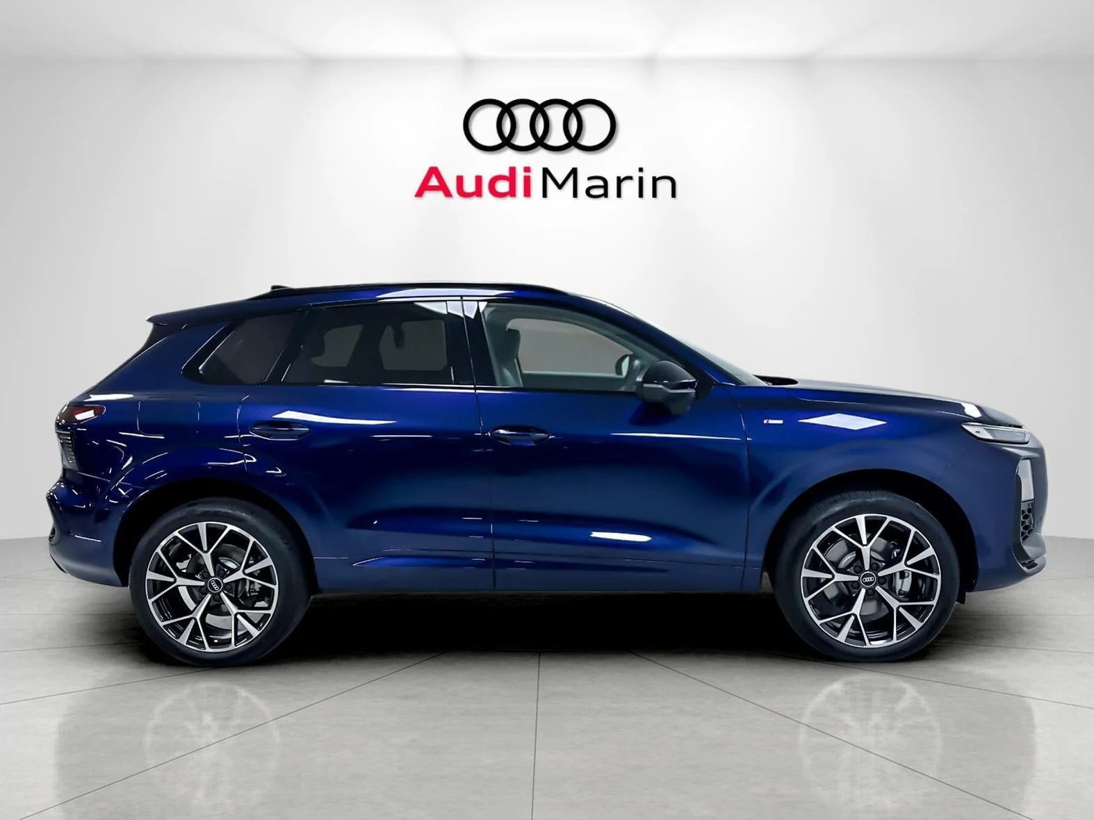 2026 Audi Q3 S line (FJ), 6/20