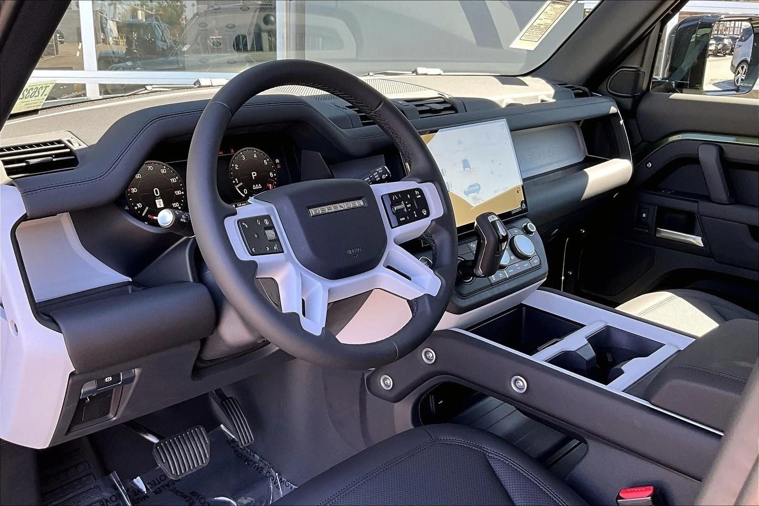 2026 Land Rover Defender 110 S TReK Edition (L663), 6/14