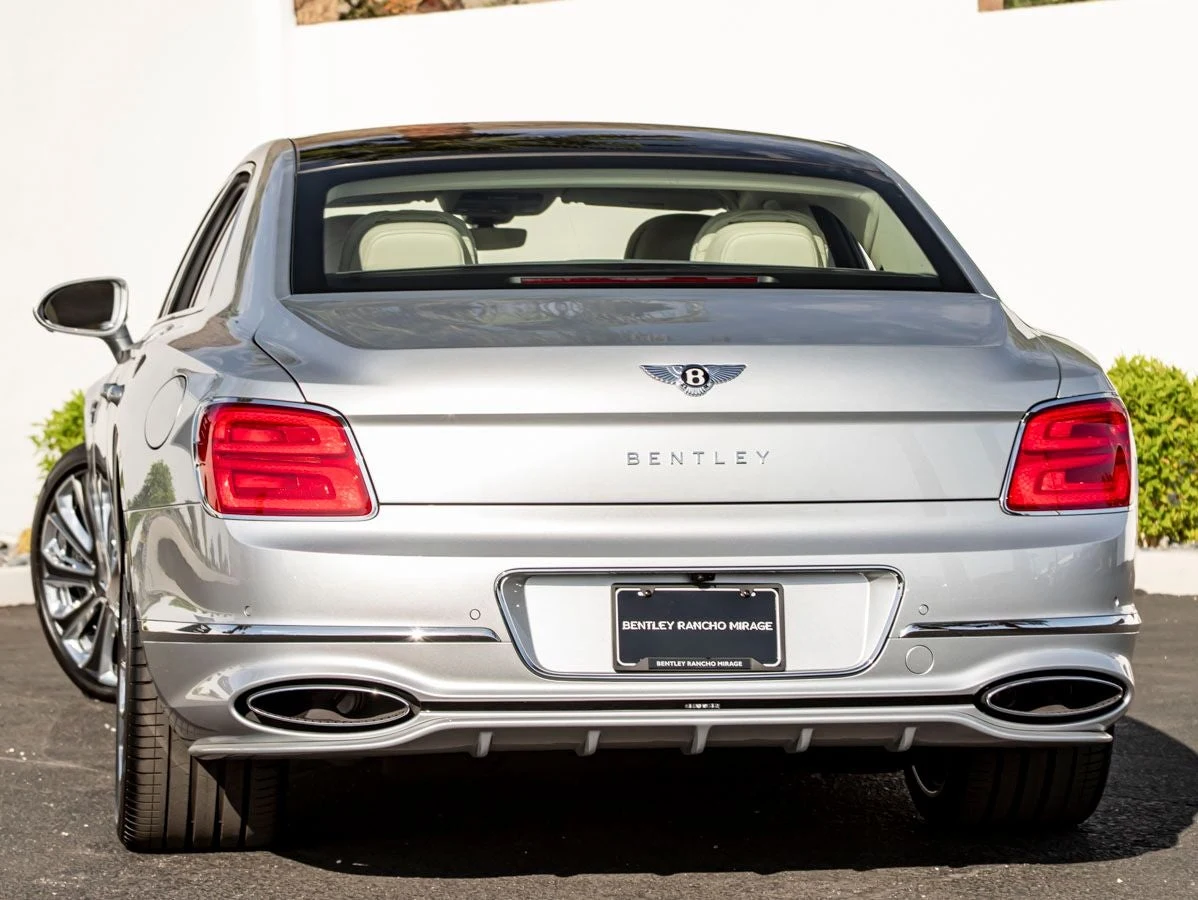 2026 Bentley Flying Spur V8 (4th Generation), 3/20