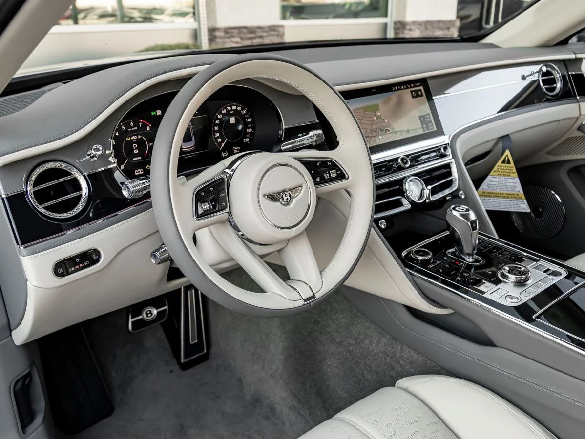 2026 Bentley Flying Spur V8 (4th Generation), 4/20