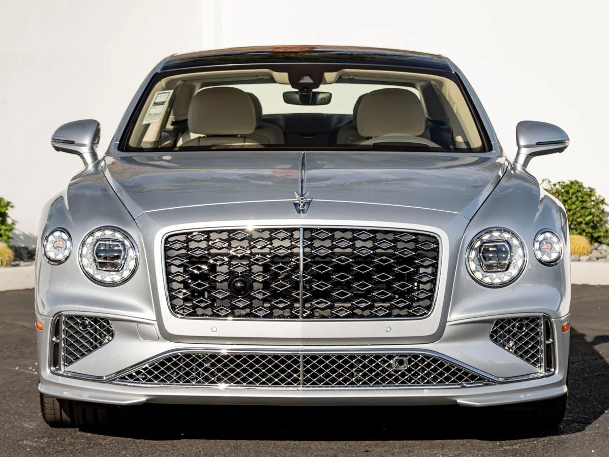 2026 Bentley Flying Spur V8 (4th Generation), 7/20