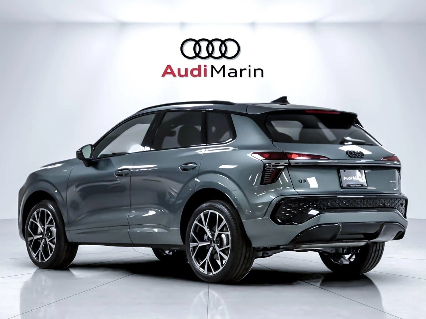 2026 Audi Q3 S line (FJ), 3/20