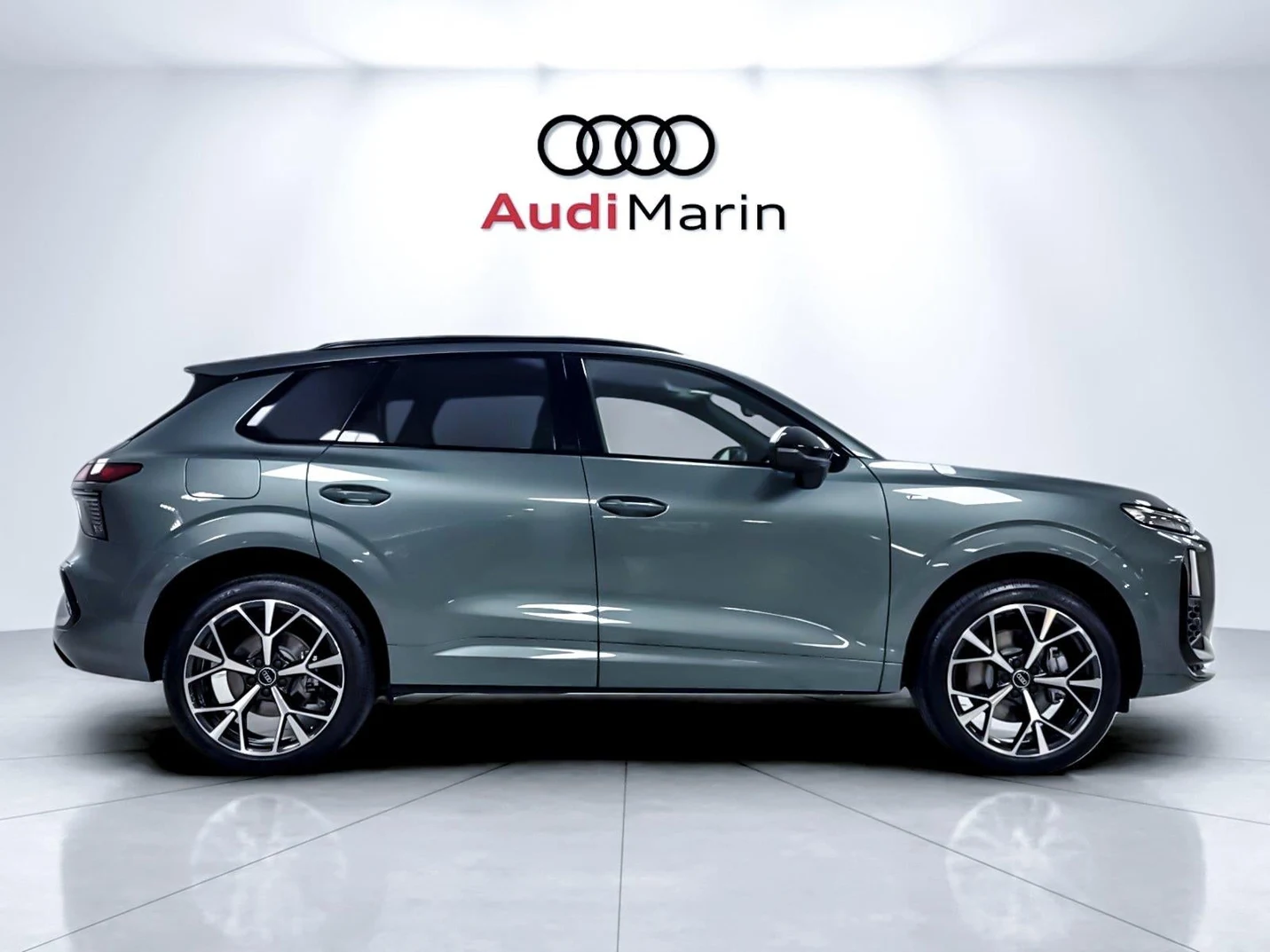 2026 Audi Q3 S line (FJ), 6/20