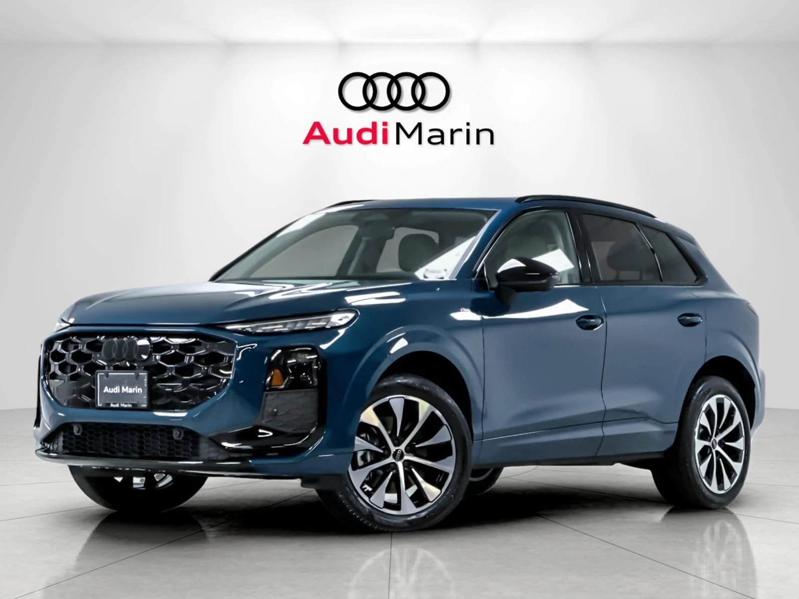 Audi Q3 S line (FJ) · Malpelo Blue Metallic · Indigo Auto Group