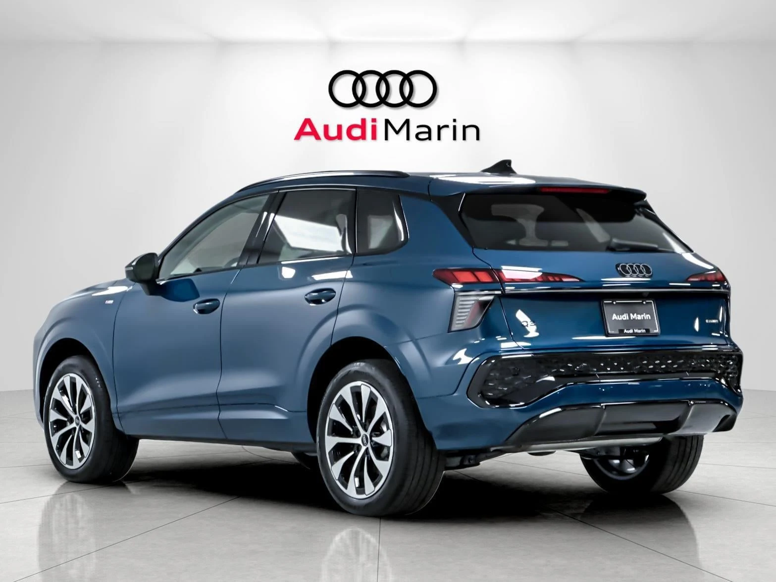 2026 Audi Q3 S line (FJ), 3/20