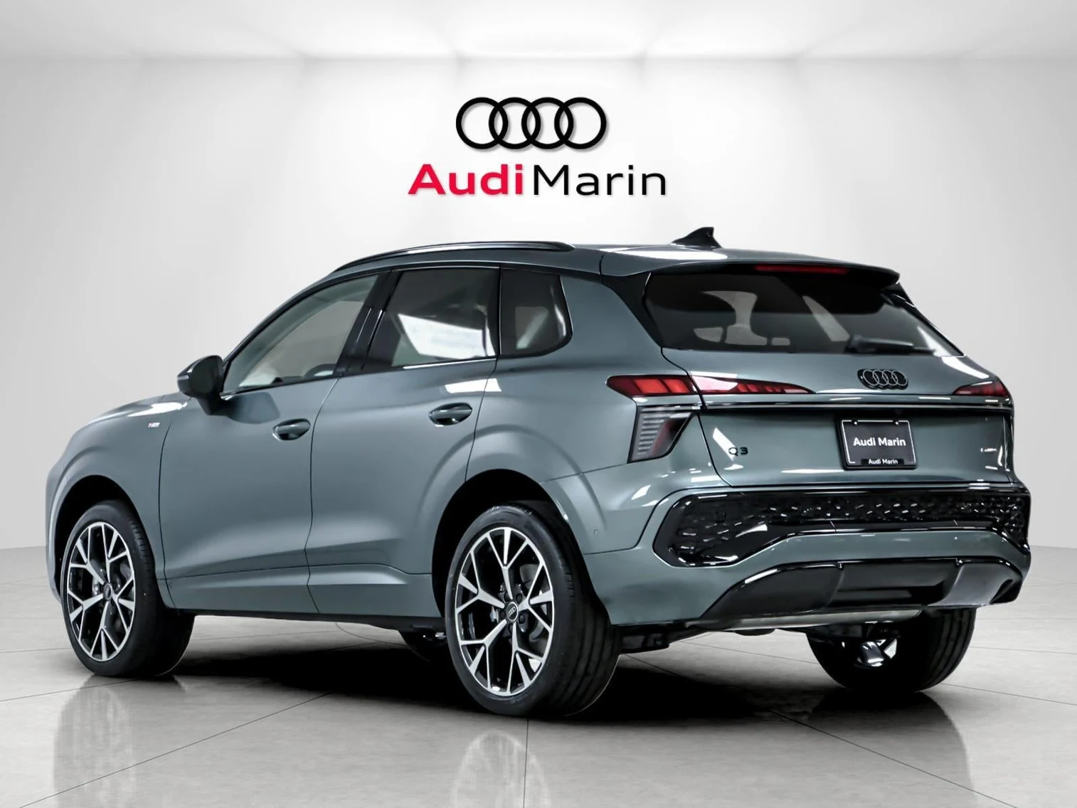 2026 Audi Q3 S line (FJ), 3/20
