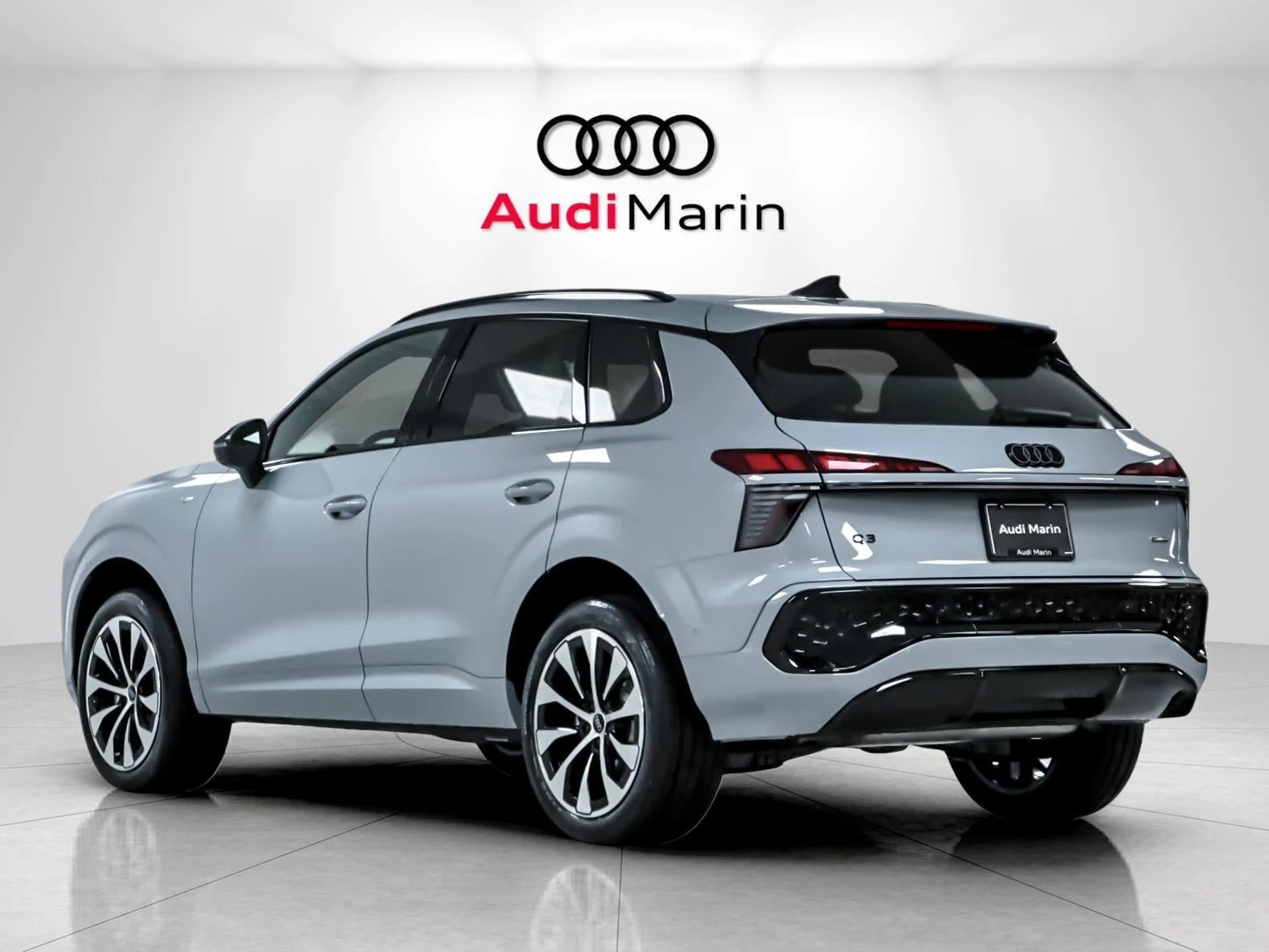 2026 Audi Q3 S line (FJ), 3/20
