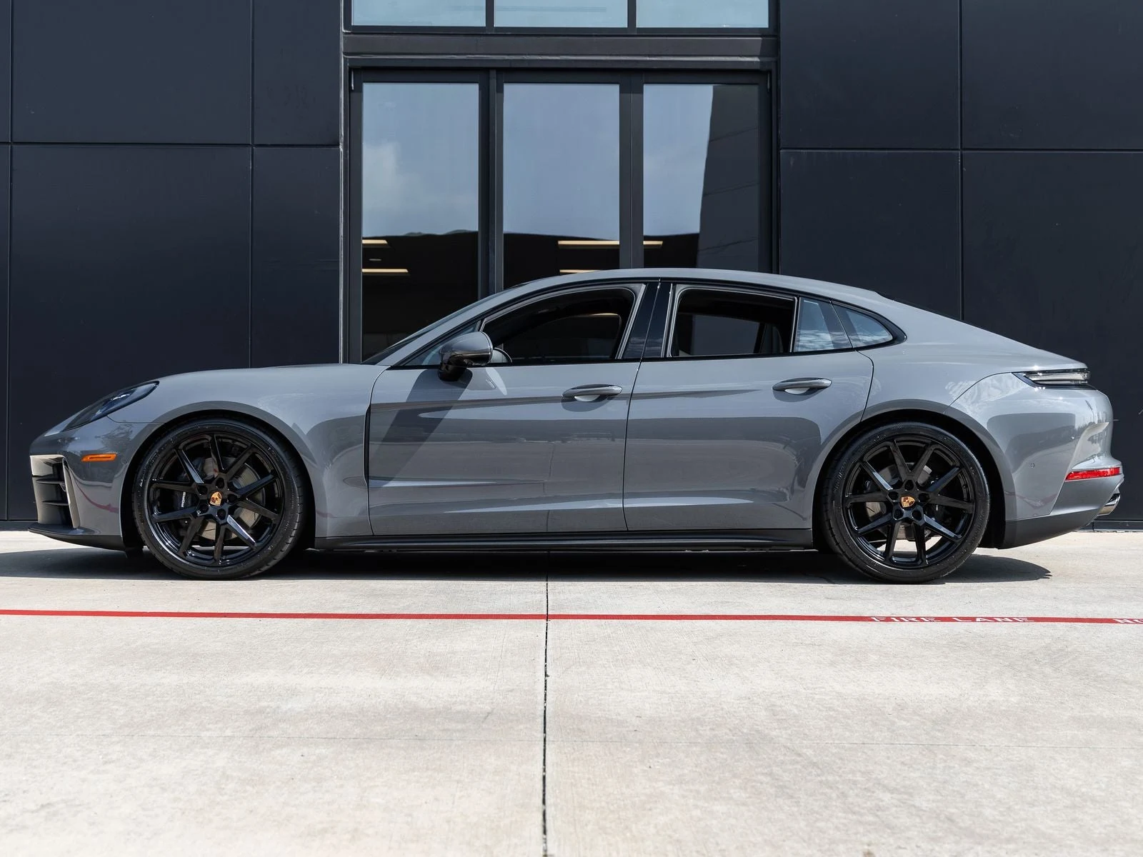 2026 Porsche Panamera 4 (976), 2/20