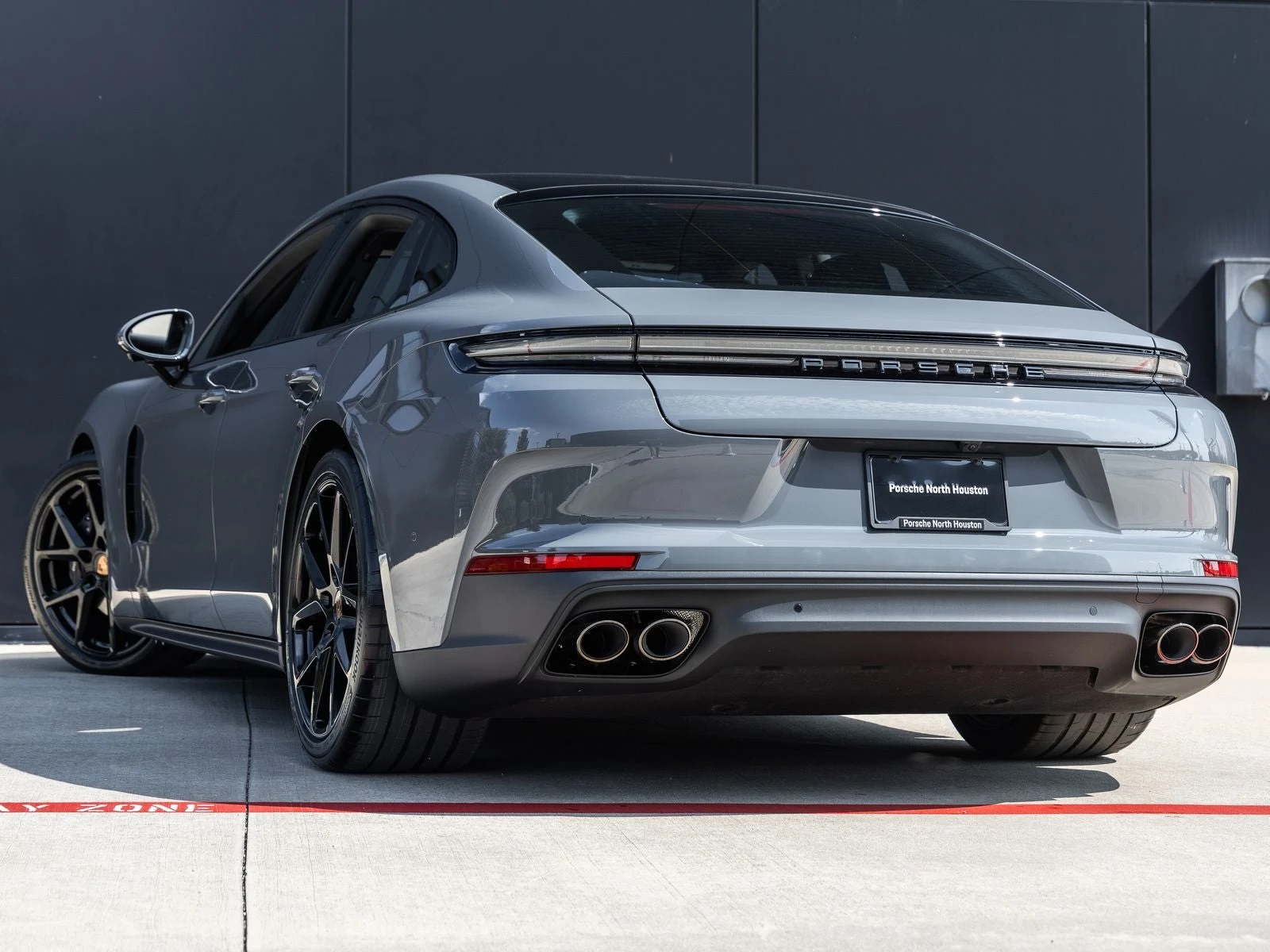 2026 Porsche Panamera 4 (976), 3/20