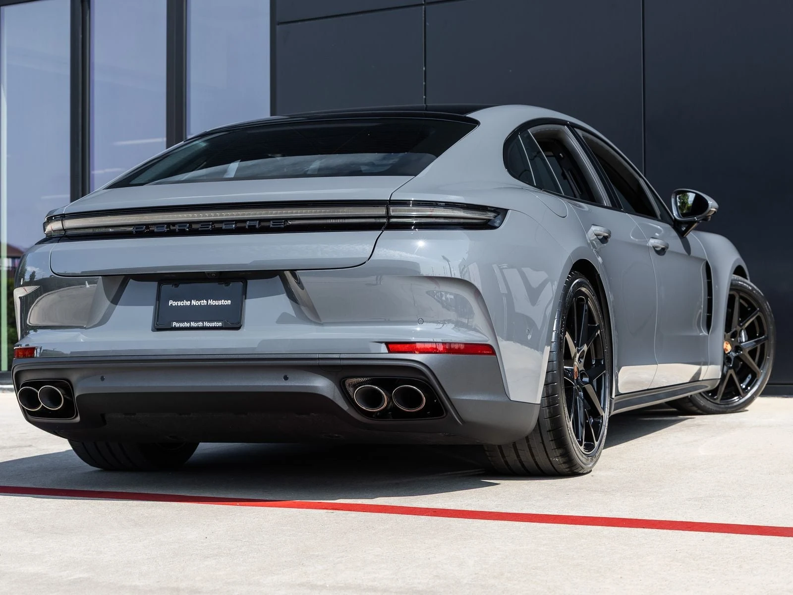 2026 Porsche Panamera 4 (976), 11/20