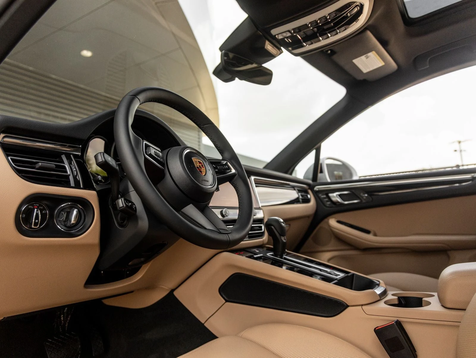 2026 Porsche Macan (95B), 4/20