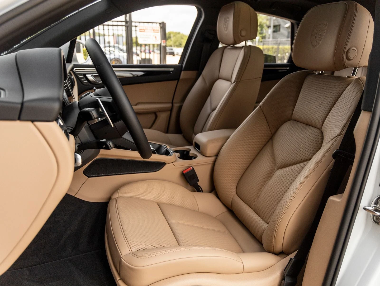 2026 Porsche Macan (95B), 5/20