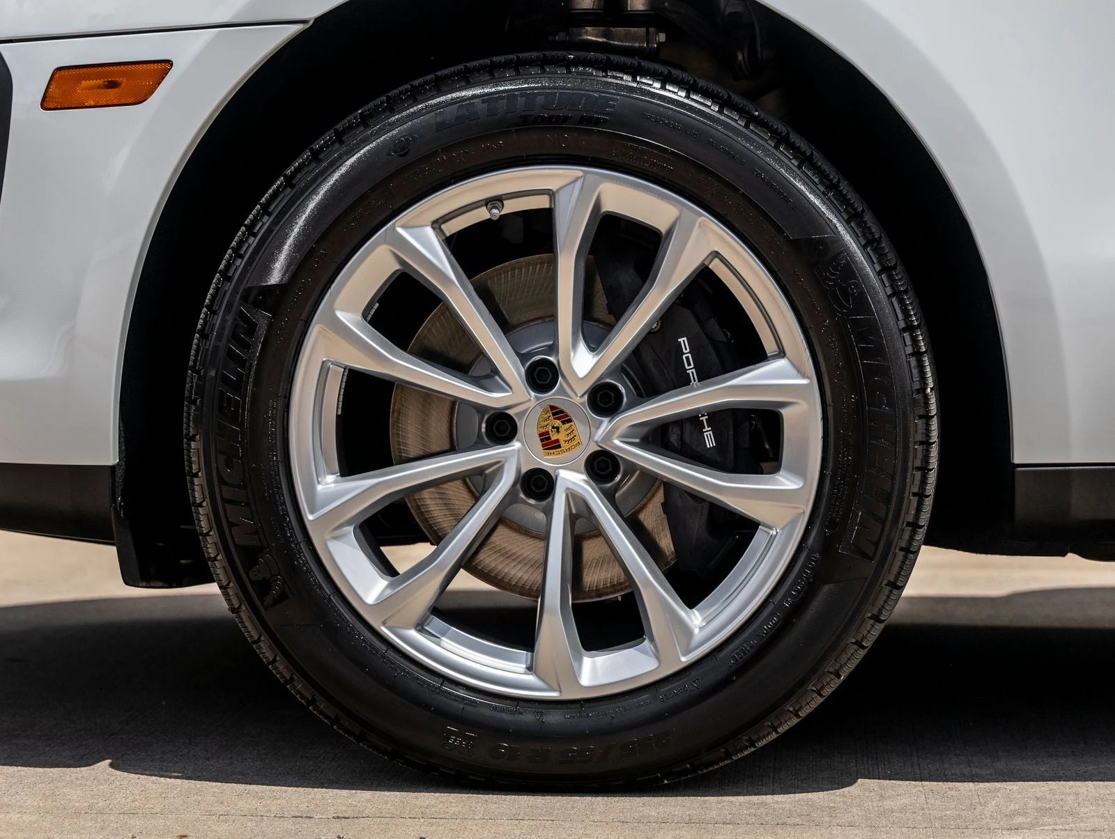 2026 Porsche Macan (95B), 15/20