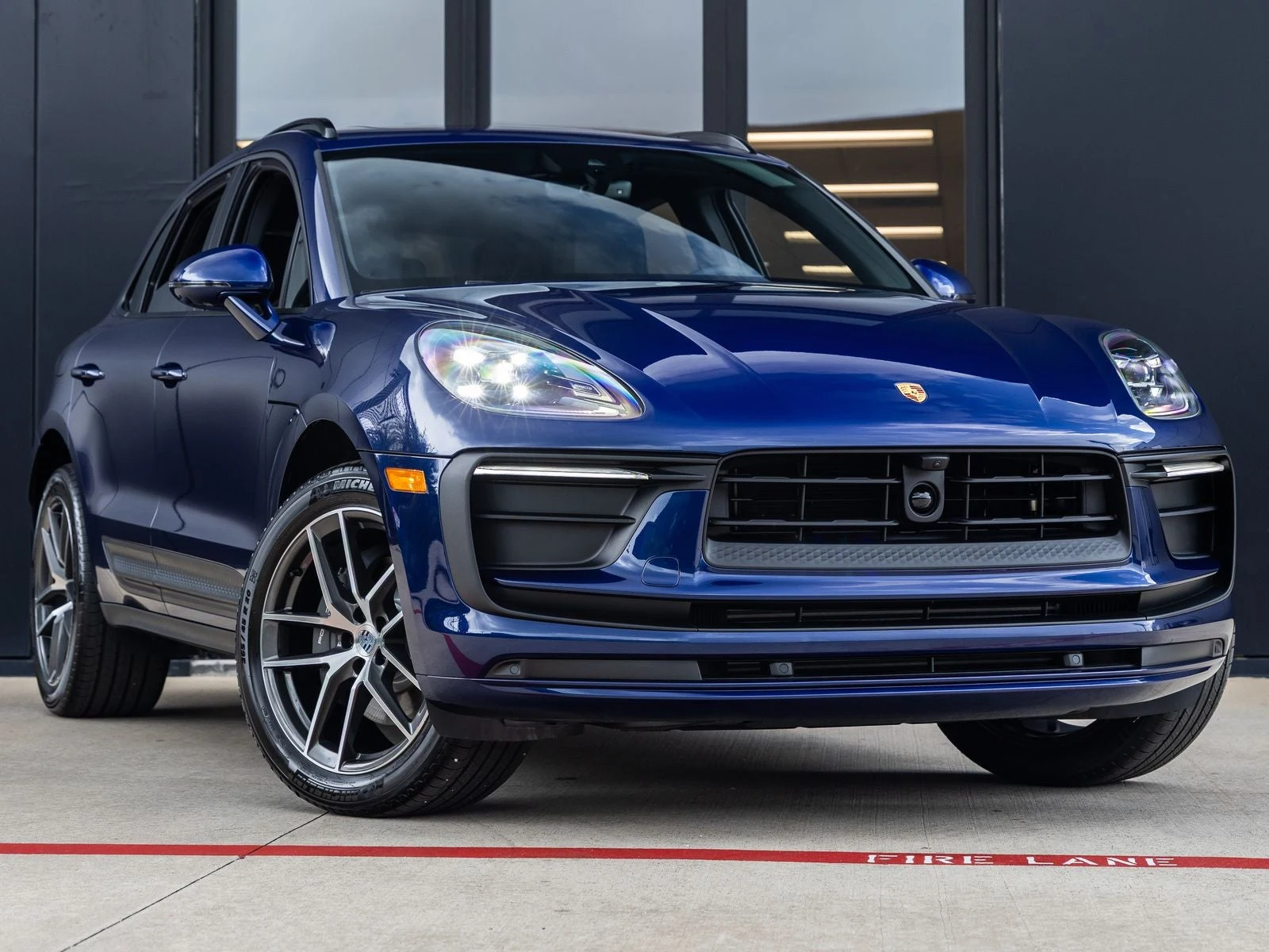 2026 Porsche Macan (95B), 6/20