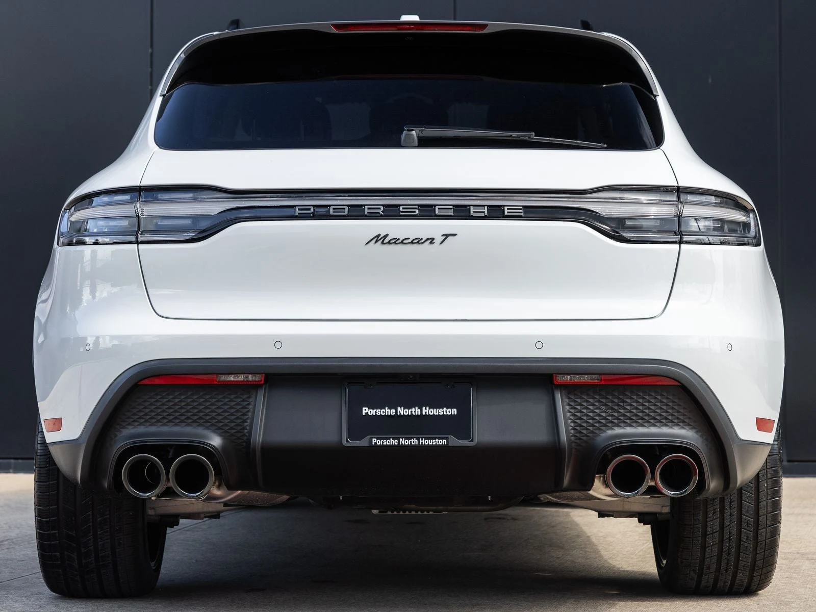 2026 Porsche Macan T (95B), 10/20