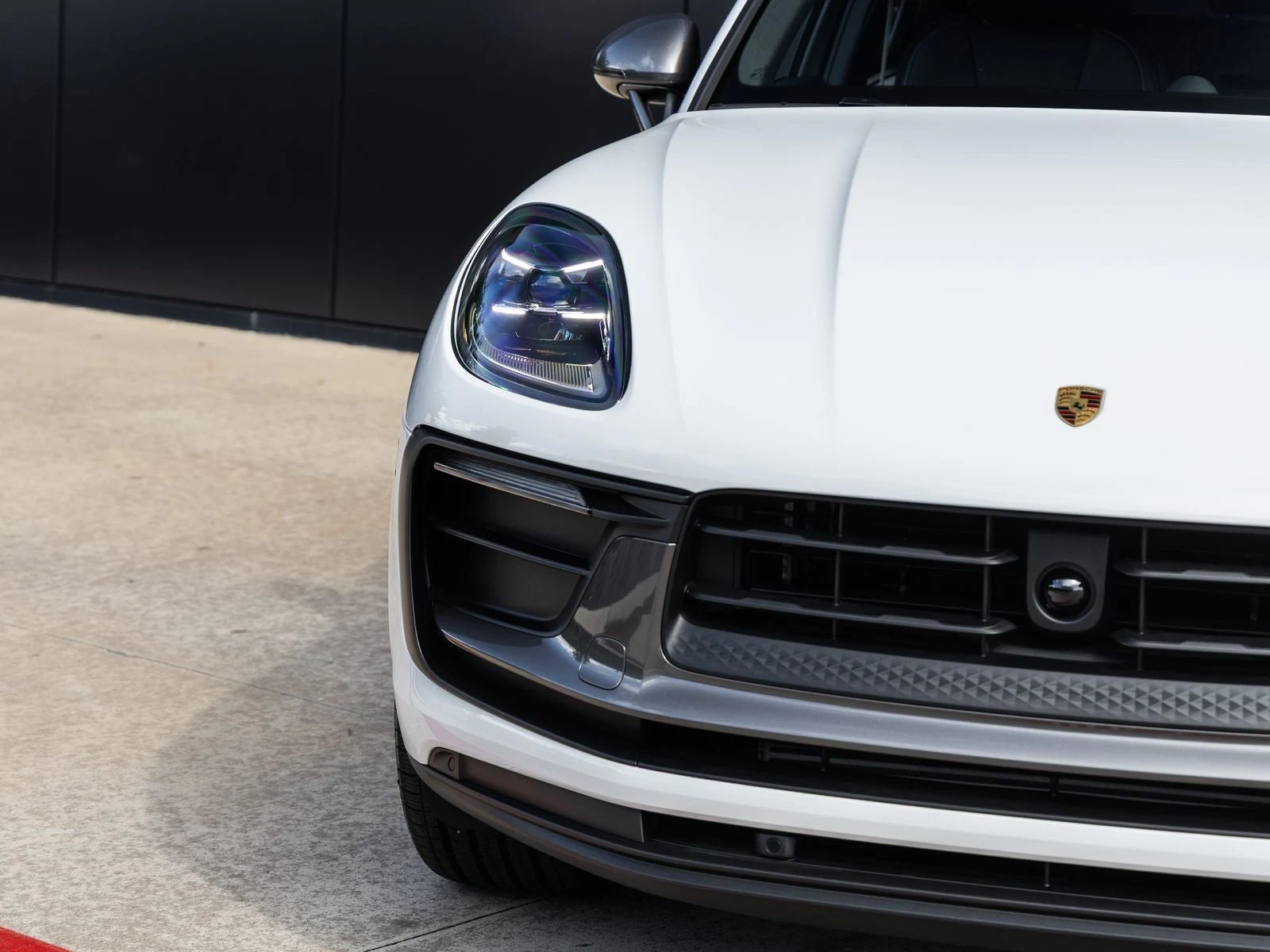 2026 Porsche Macan T (95B), 20/20