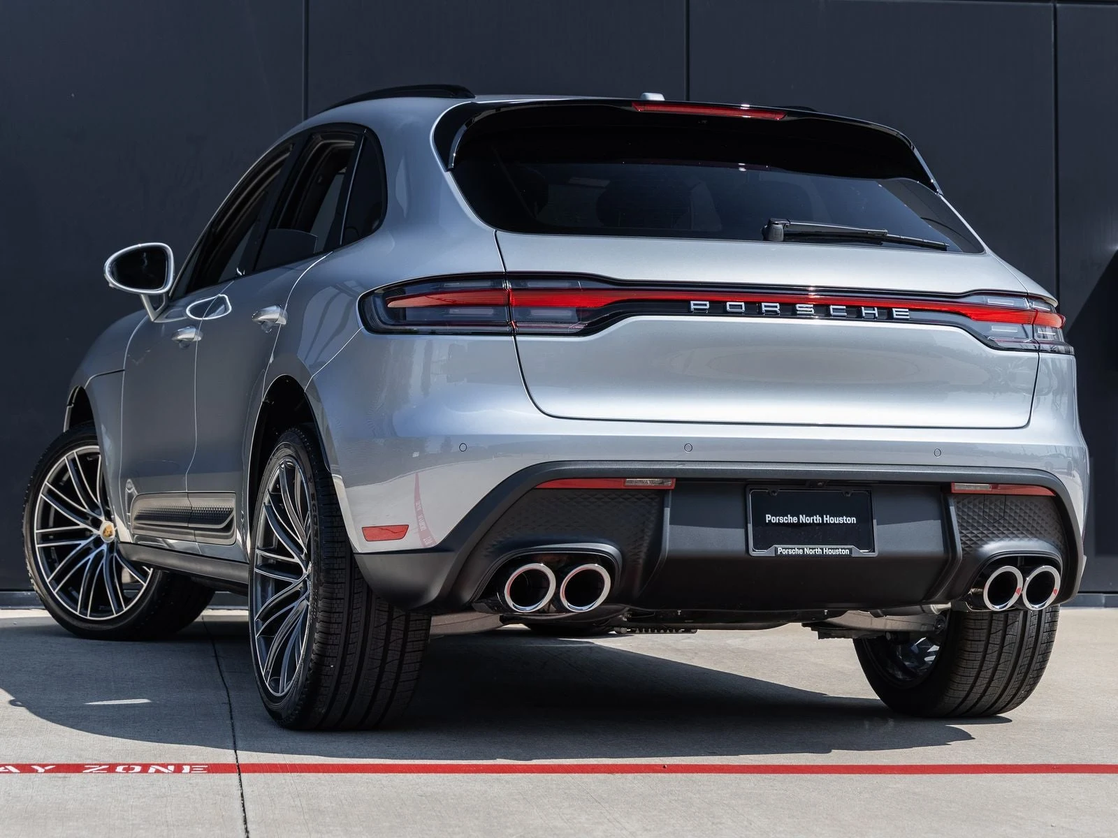 2026 Porsche Macan (95B), 3/20
