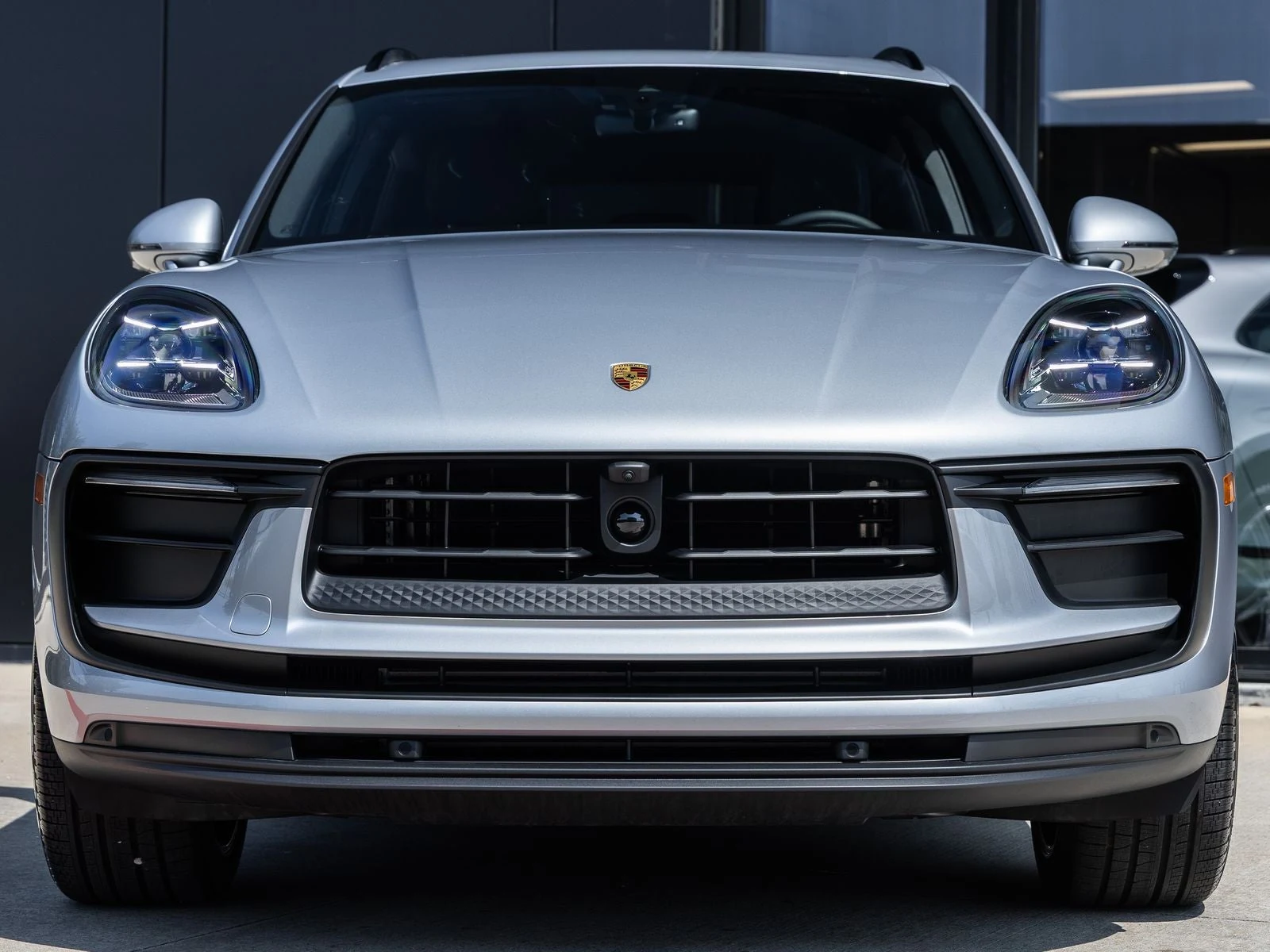 2026 Porsche Macan (95B), 8/20