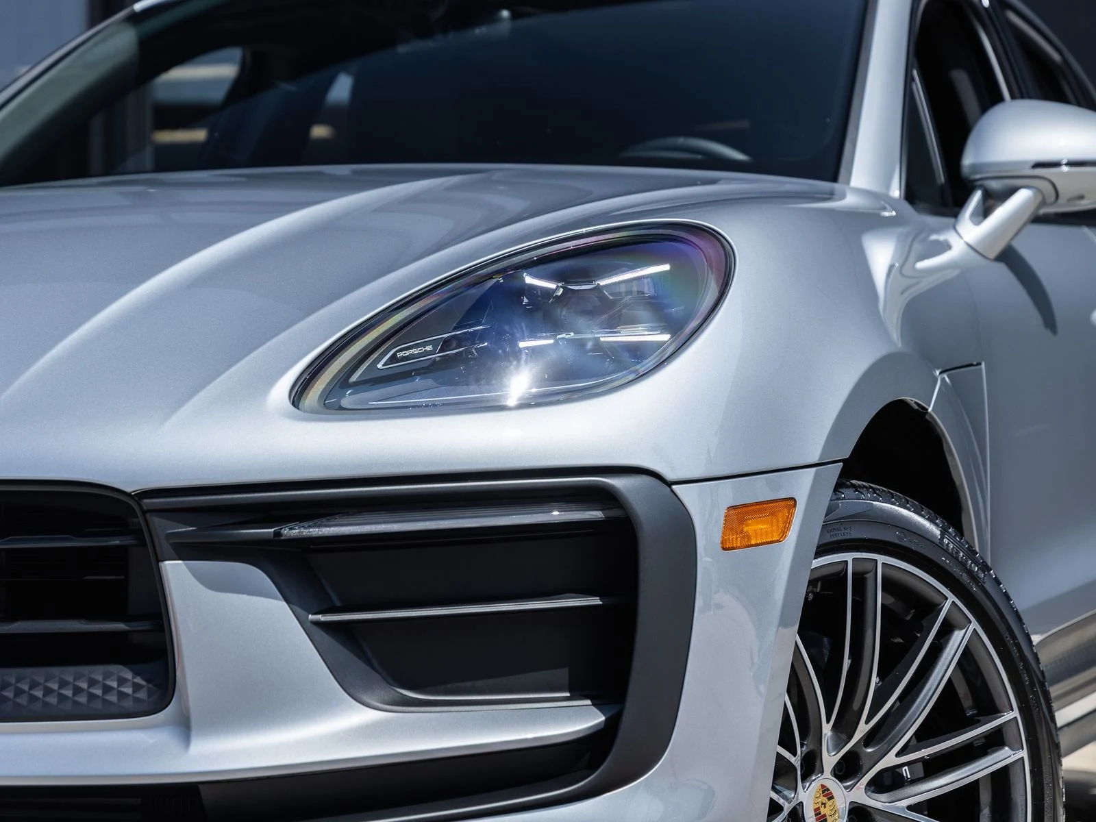2026 Porsche Macan (95B), 18/20