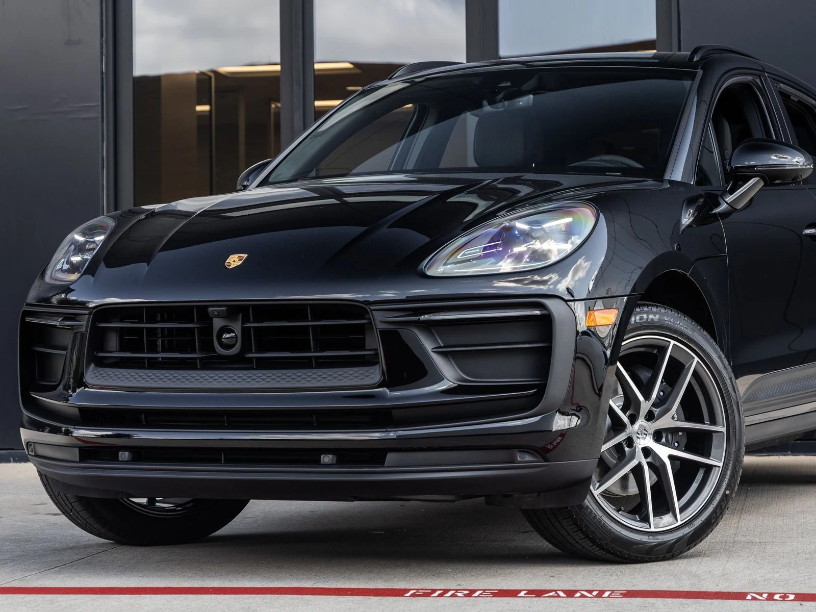 2026 Porsche Macan (95B), 7/20