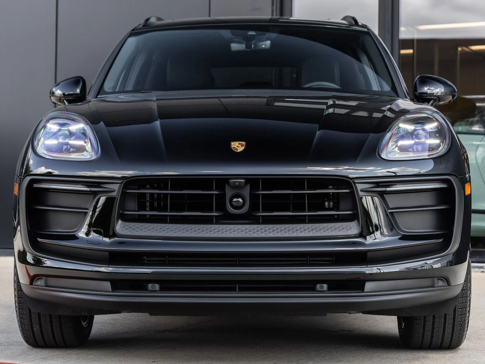 2026 Porsche Macan (95B), 8/20