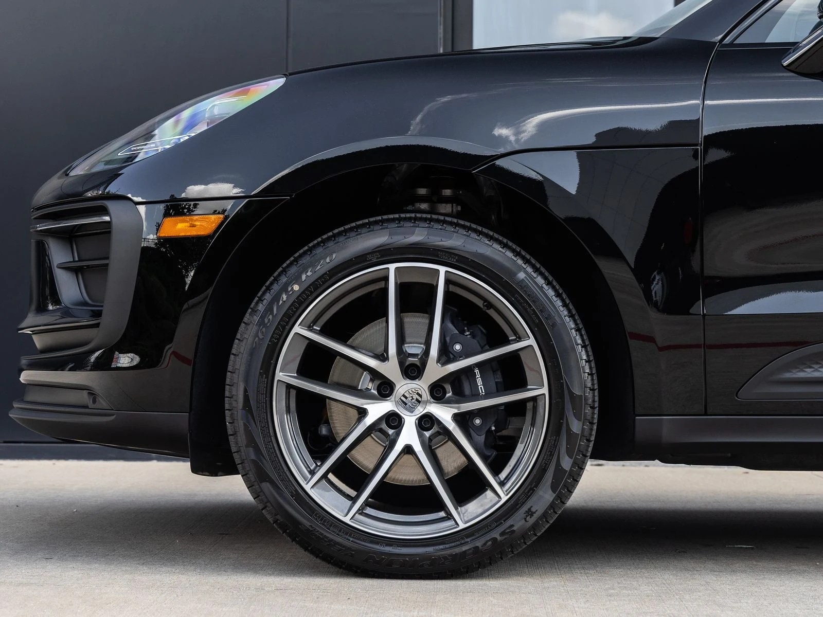 2026 Porsche Macan (95B), 13/20